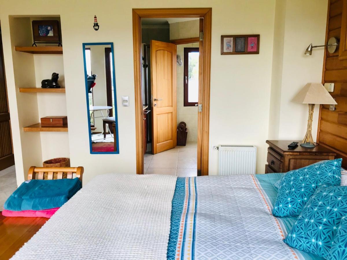 Abierta Todo El Ano Con Vistas Al Campo, Y Ciudad Homestay